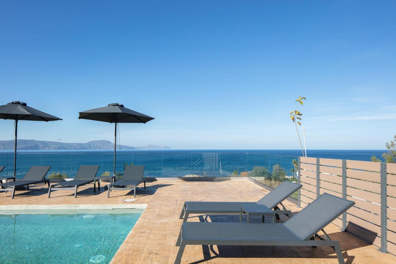 Pietra Di Mare Aparthotel Petres  Bagian luar foto