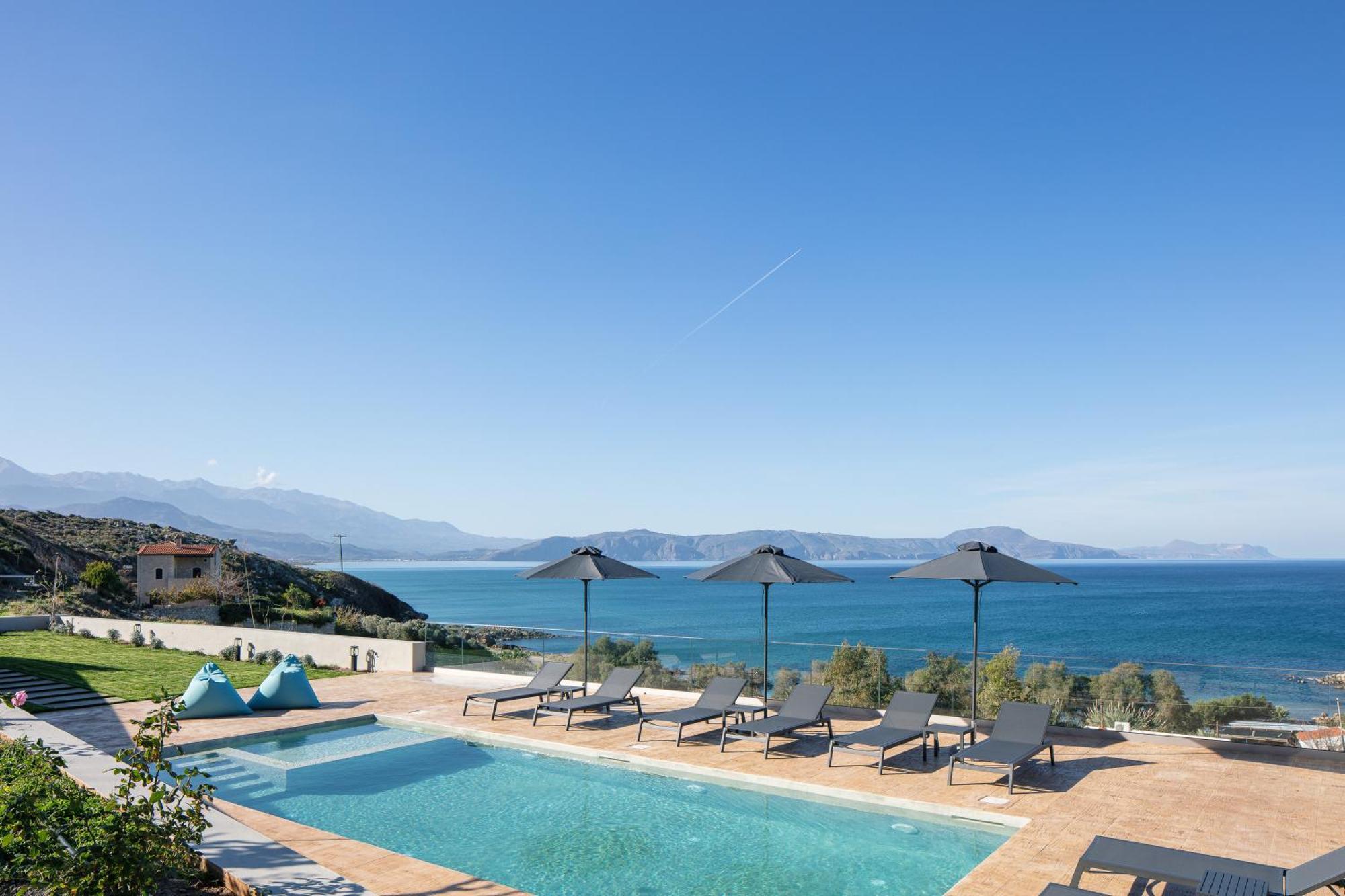 Pietra Di Mare Aparthotel Petres  Bagian luar foto